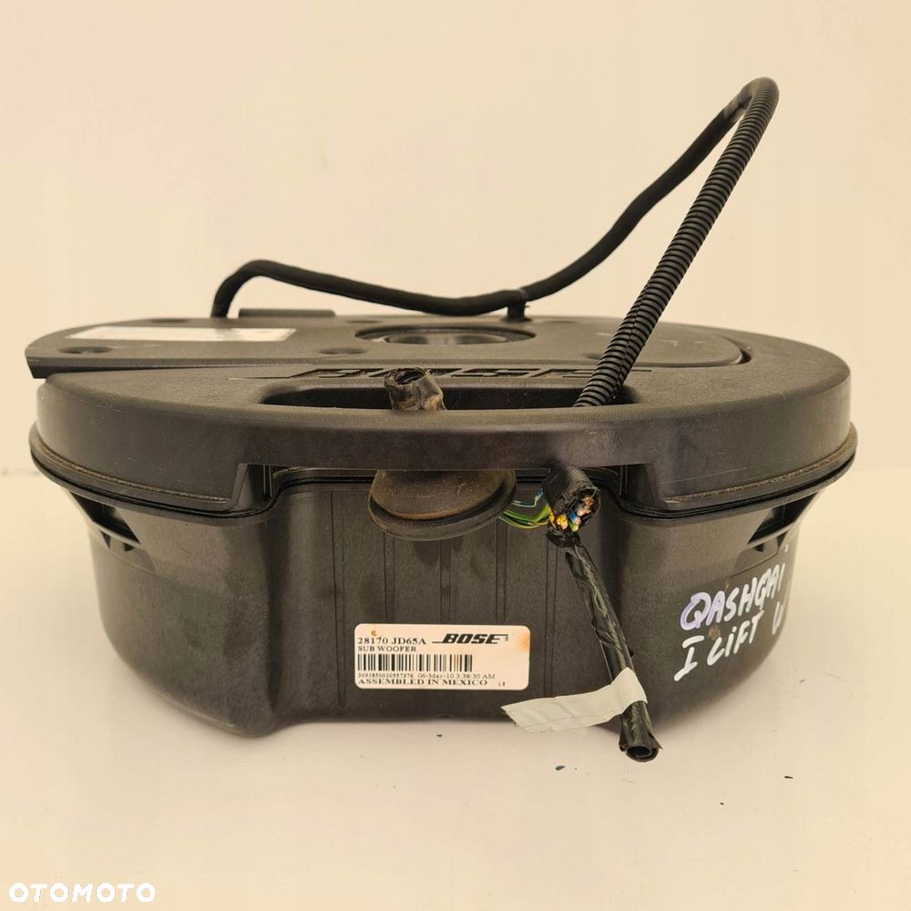 nissan qashqai j10 lift subwoofer bose basowy - 5