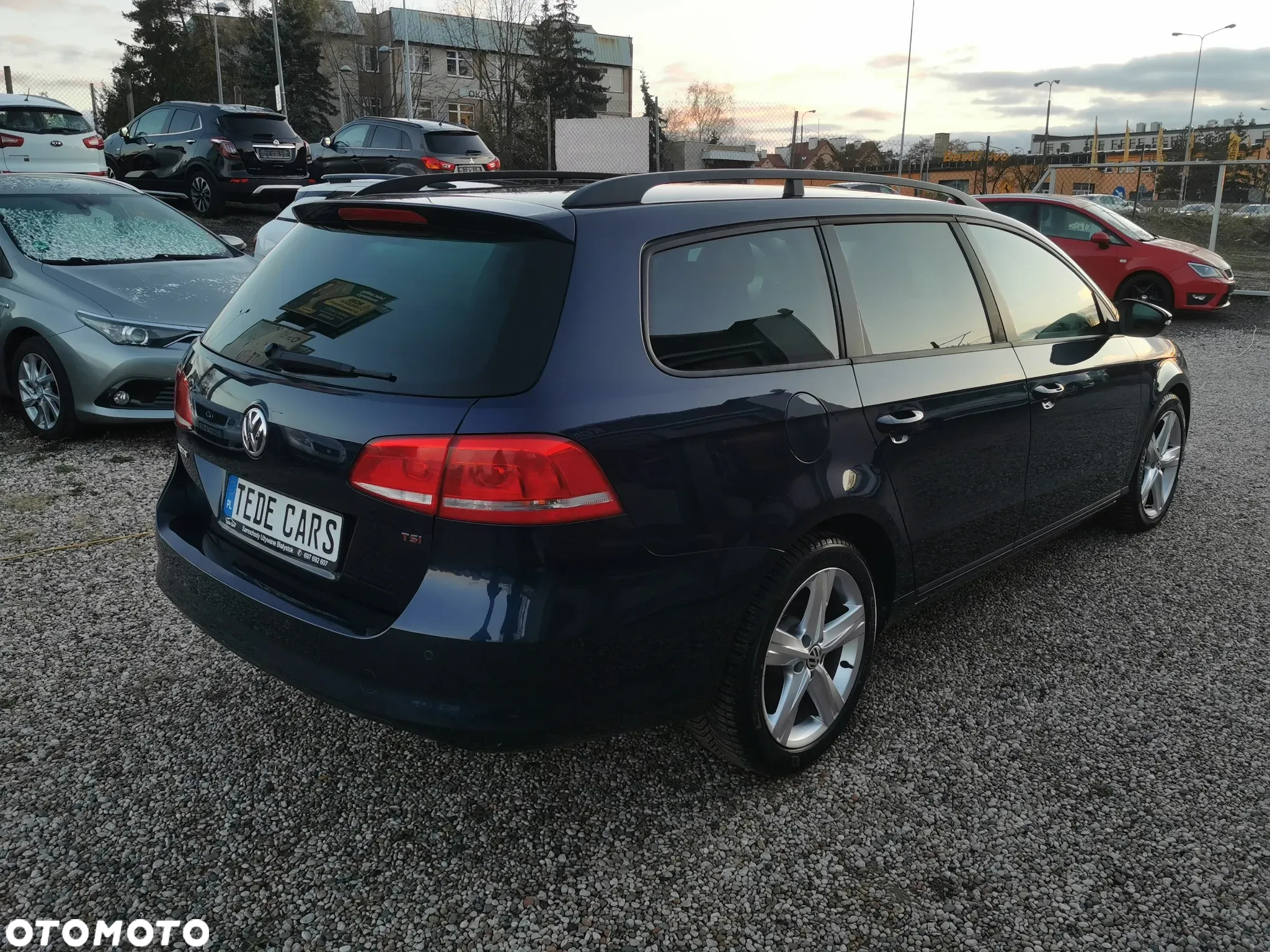 Volkswagen Passat - 5