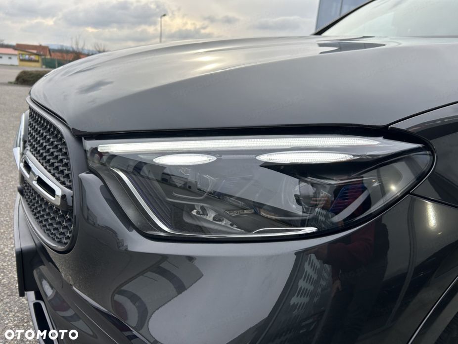 Mercedes-Benz GLC - 2