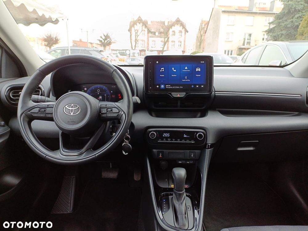 Toyota Yaris Hybrid 1.5 Style - 10