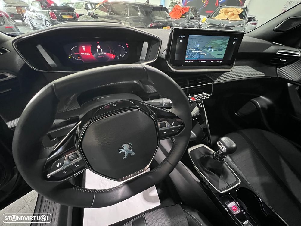 Peugeot 2008 1.2 PureTech Allure Pack - 8