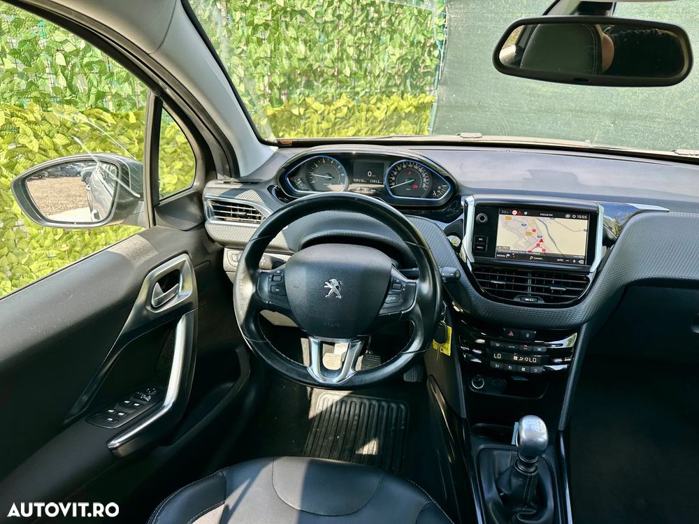 Peugeot 2008 - 9