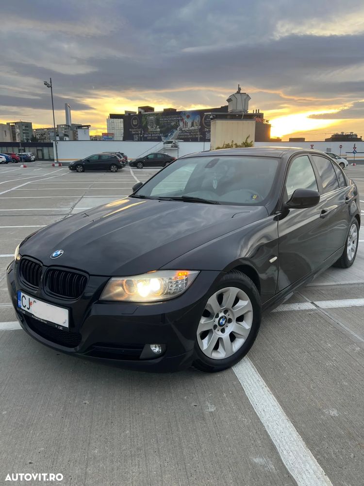 BMW Seria 3 320d Aut. - 3