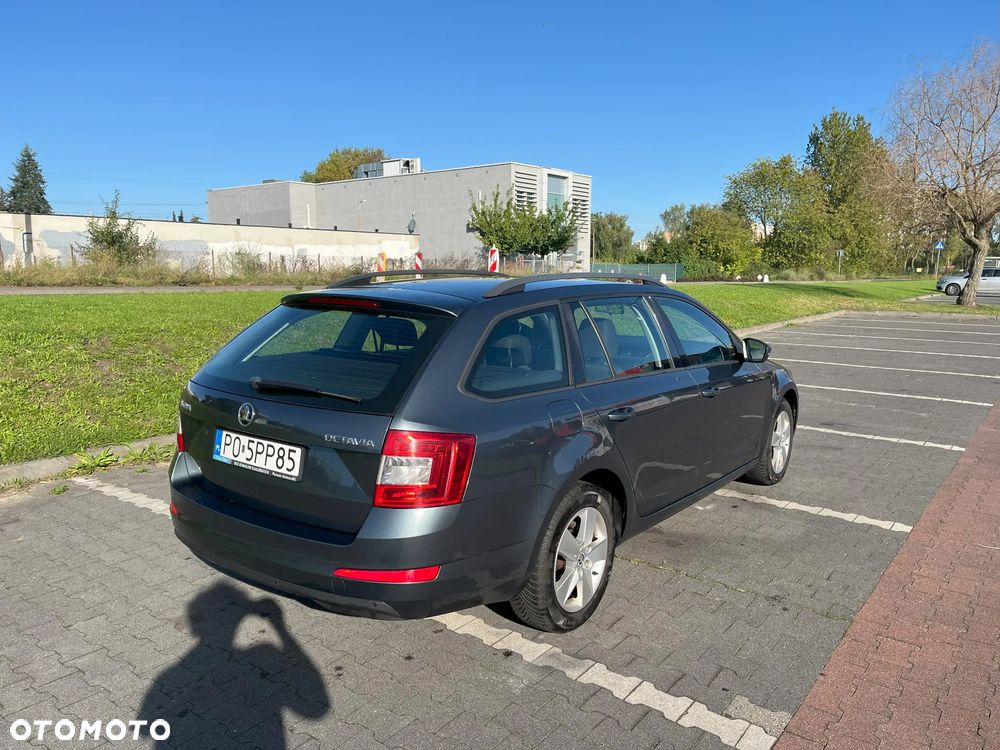 Skoda Octavia 1.6 TDI Ambition - 10