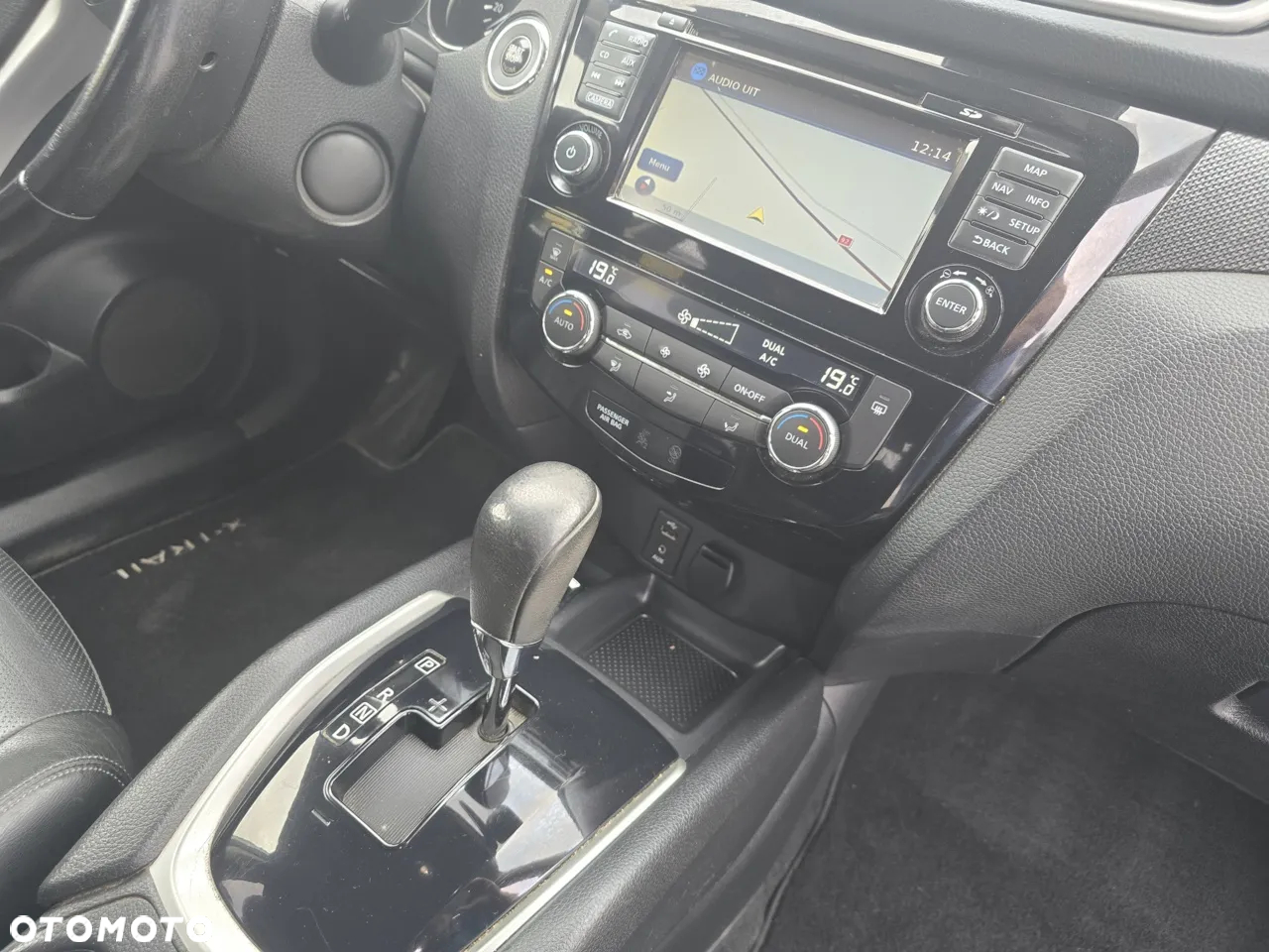 Nissan X-Trail 1.6 DCi Tekna 2WD Xtronic - 25