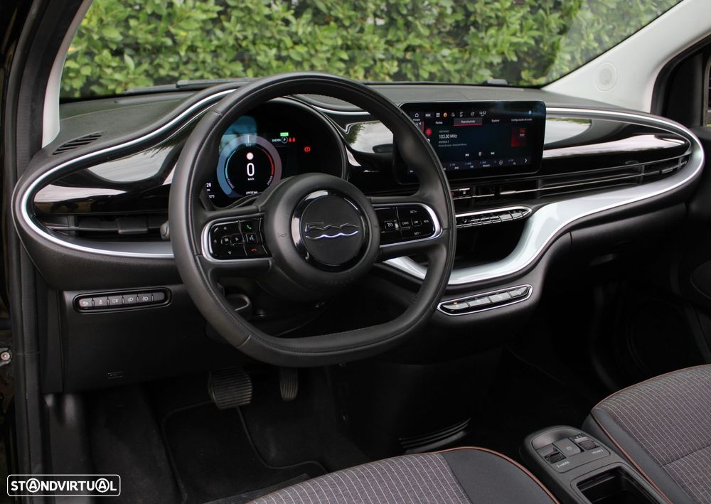 Fiat 500e C Icon - 26