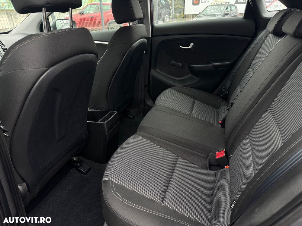 Hyundai i30 1.4 MPi Classic - 11