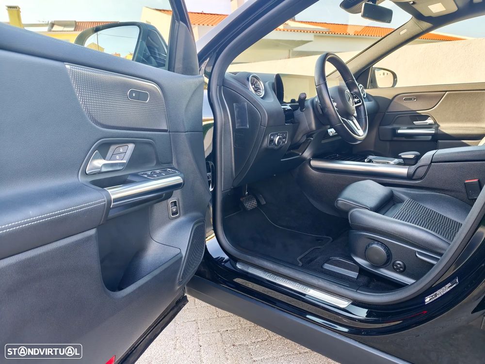 Mercedes-Benz EQA 250 - 11