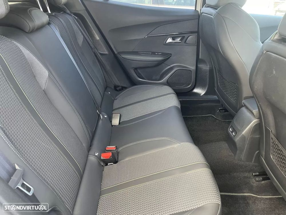 Peugeot 2008 1.2 PureTech GT Line - 20