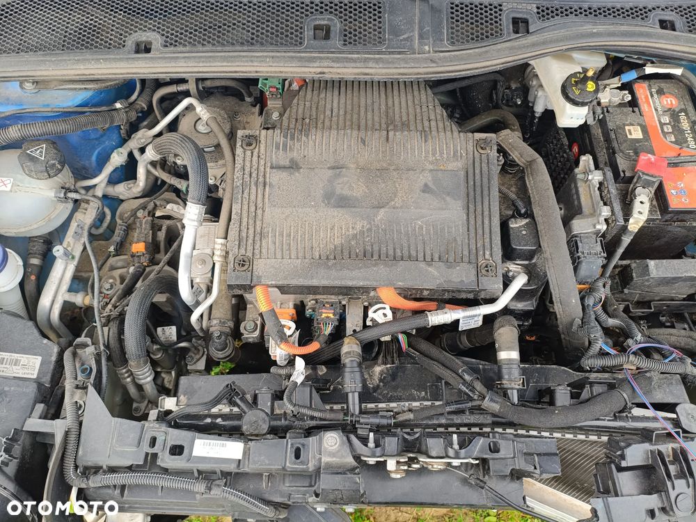Peugeot 208 Elektromotor 136 GT - 7