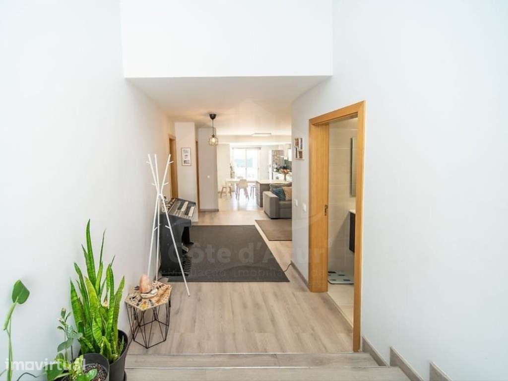 Moradia T4 na Bemposta, Alvor | Um Ativo Imobiliário Raro no Coraçã... - Grande imagem: 5/22