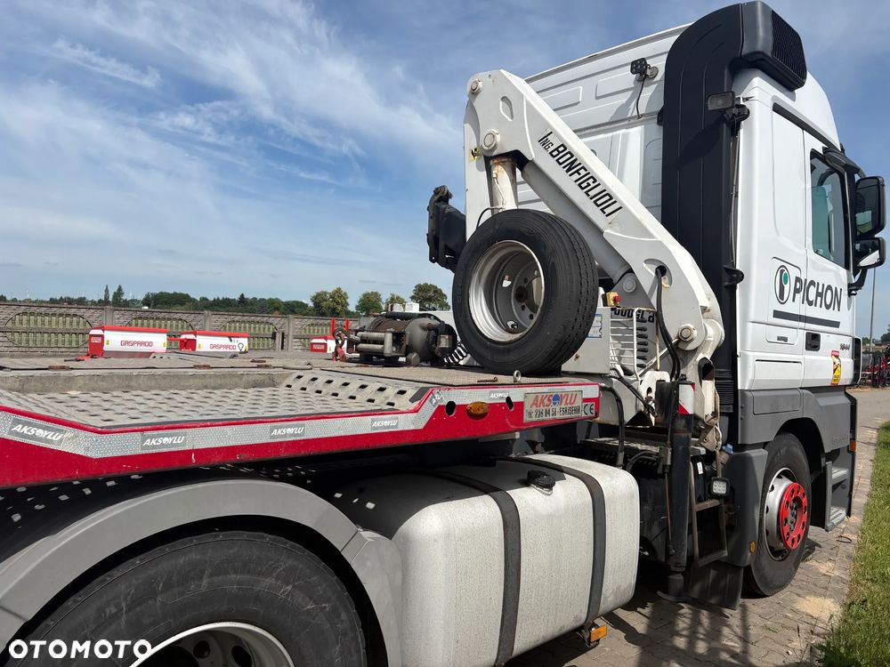 Mercedes-Benz Actros - 3