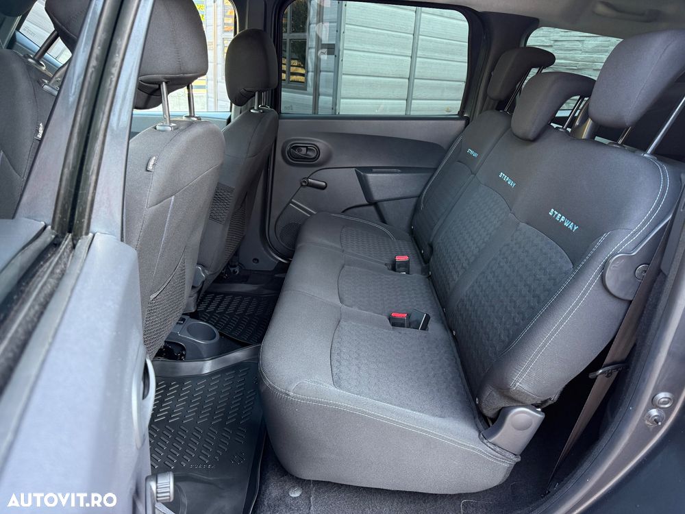 Dacia Lodgy 1.5 dCi Stepway - 27