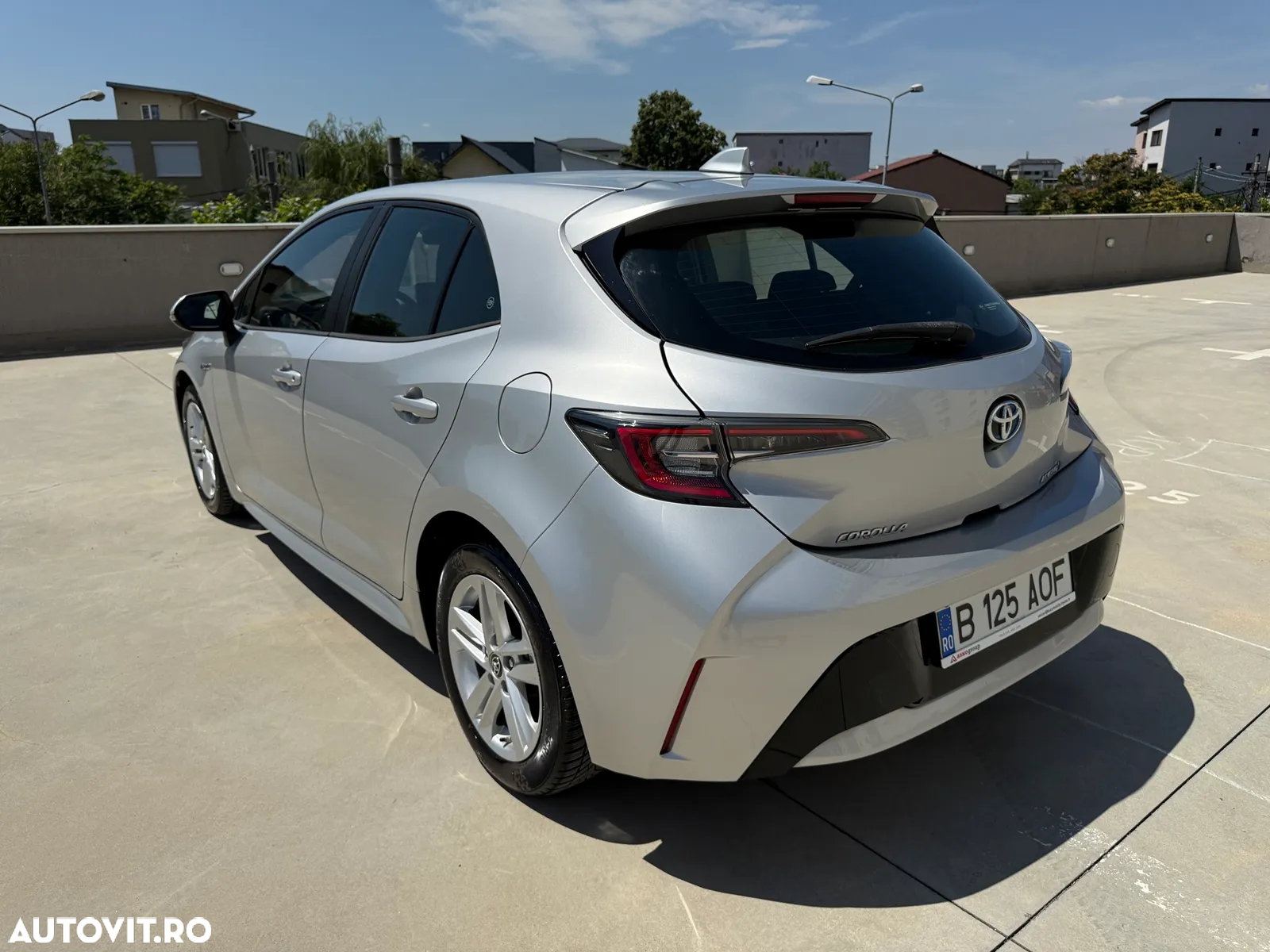 Toyota Corolla 1.8 Hybrid Comfort - 3