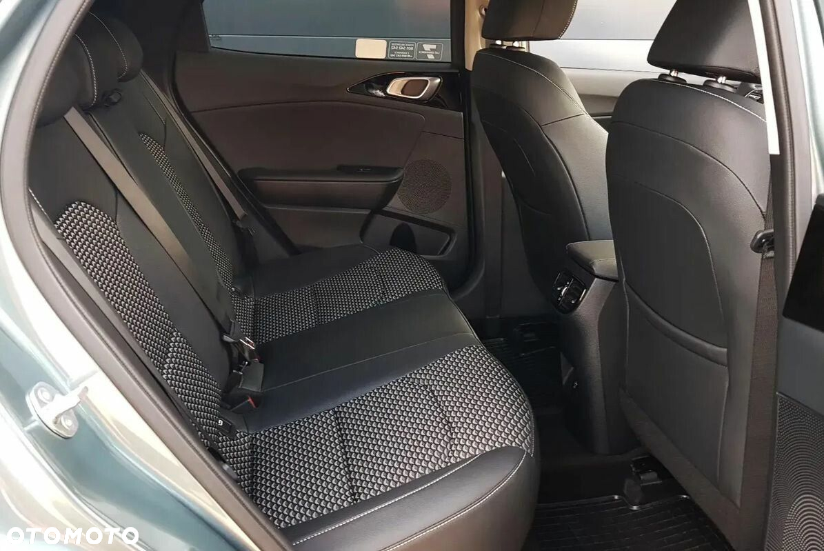Kia XCeed 1.6 T-GDI L DCT - 26