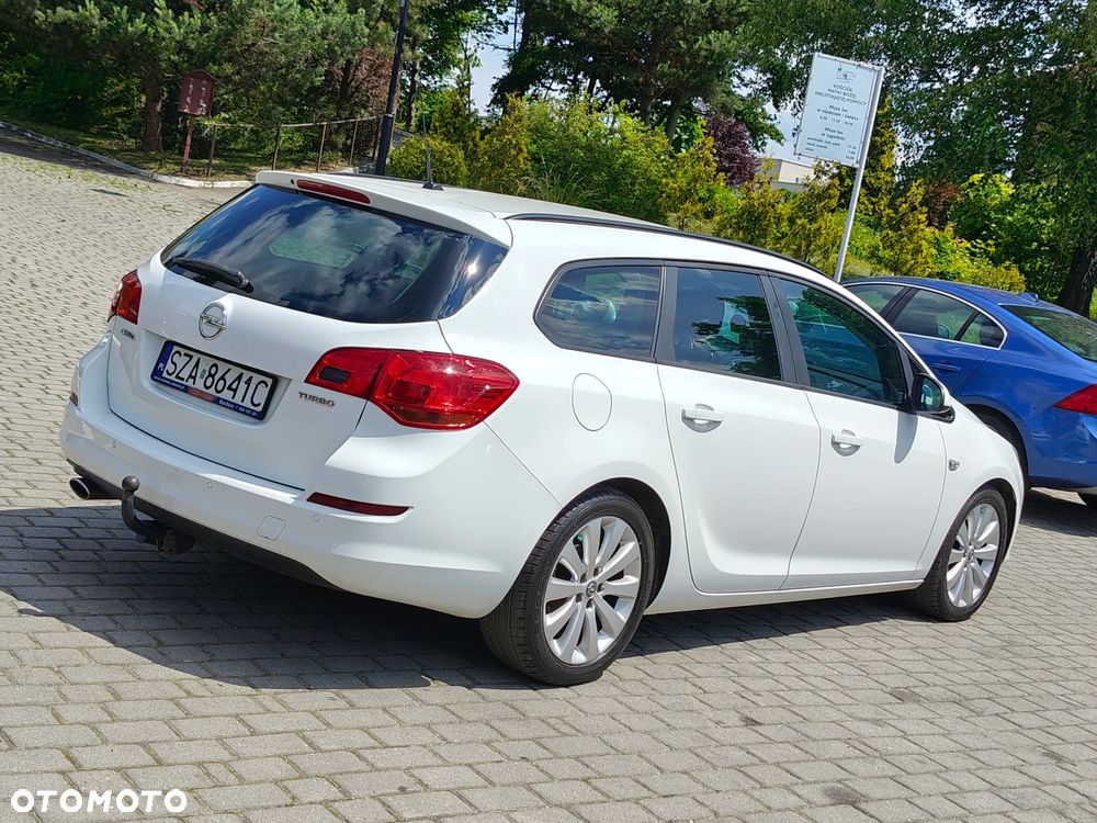 Opel Astra 1.4 T Cosmo - 26