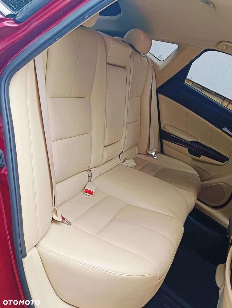 Honda Accord 3.5 V6 EX - 29