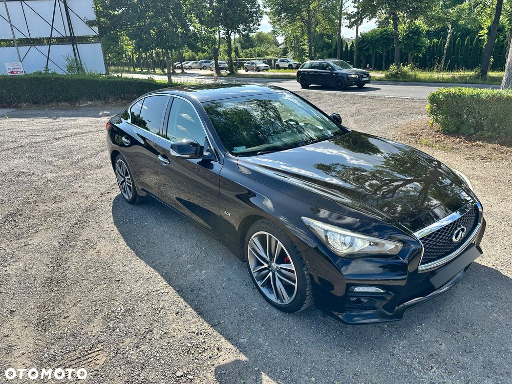 Infiniti Q50 2.0t Sport Sound Studio by Bose - 7