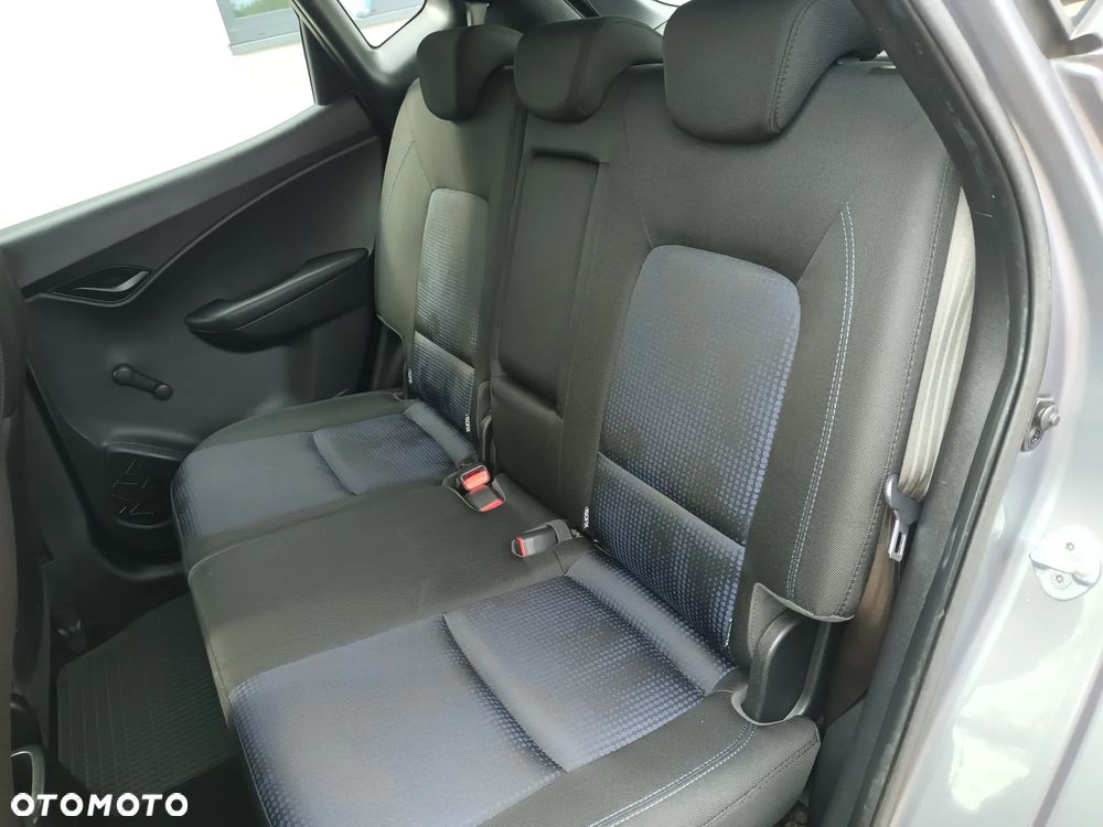 Hyundai ix20 1.4 Premium - 22