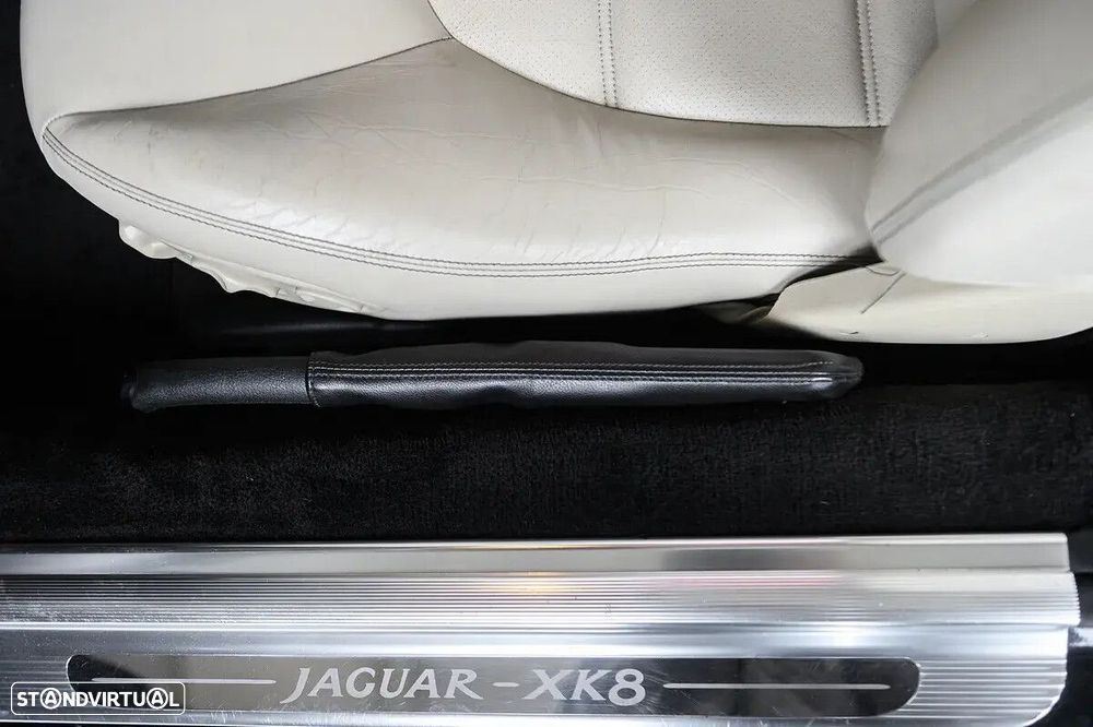 Jaguar XK XK8 4.0 Convertible Sport - 27
