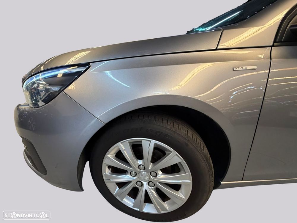 Peugeot 308 - 10