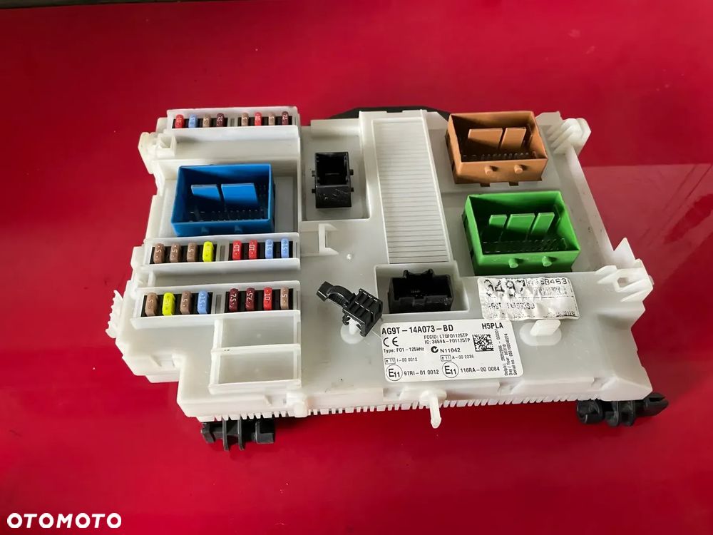 Skrzynka bezpieczników Ford OE AG9T-14A073-BD - 1