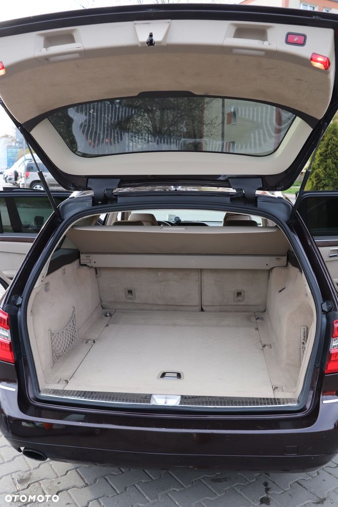 Mercedes-Benz Klasa E - 31