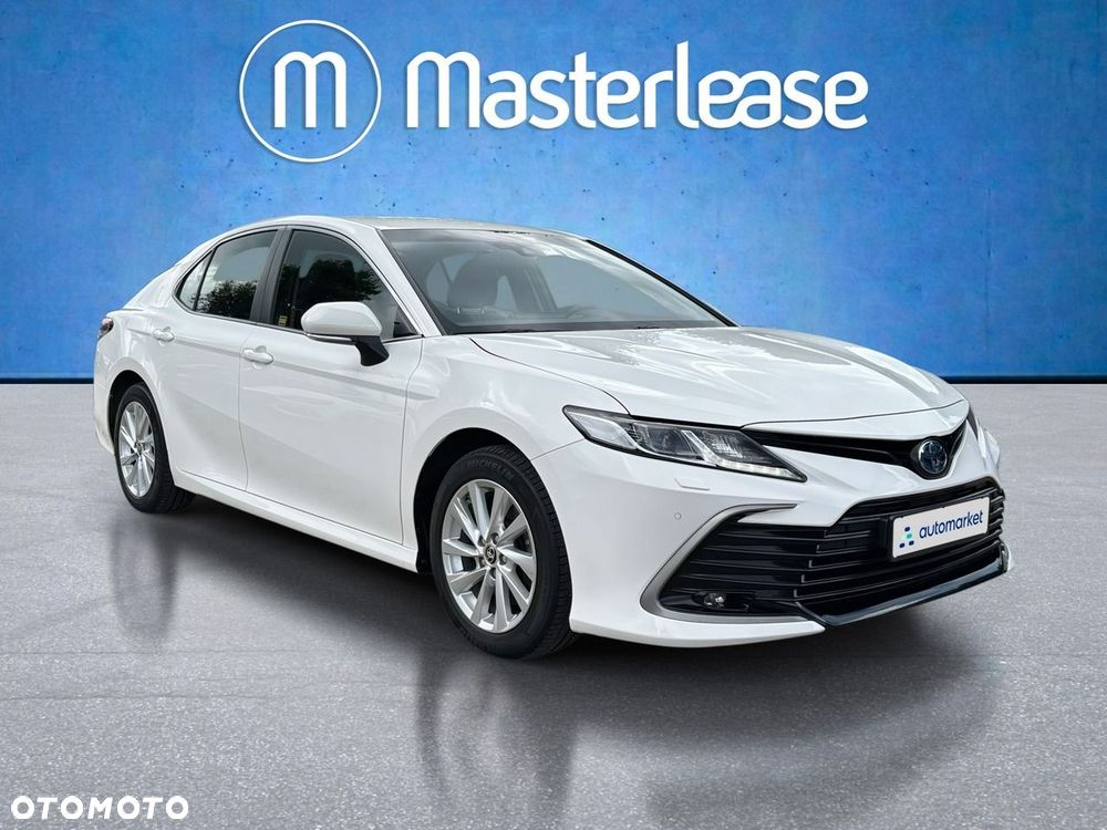 Toyota Camry - 3