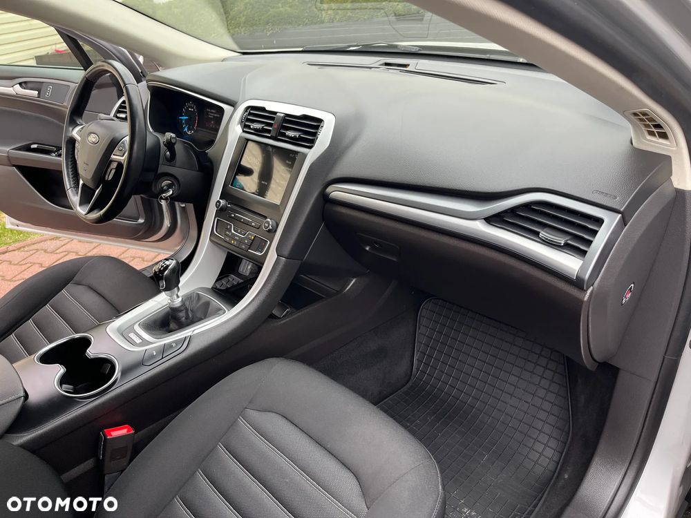 Ford Mondeo 1.5 EcoBoost Trend - 26