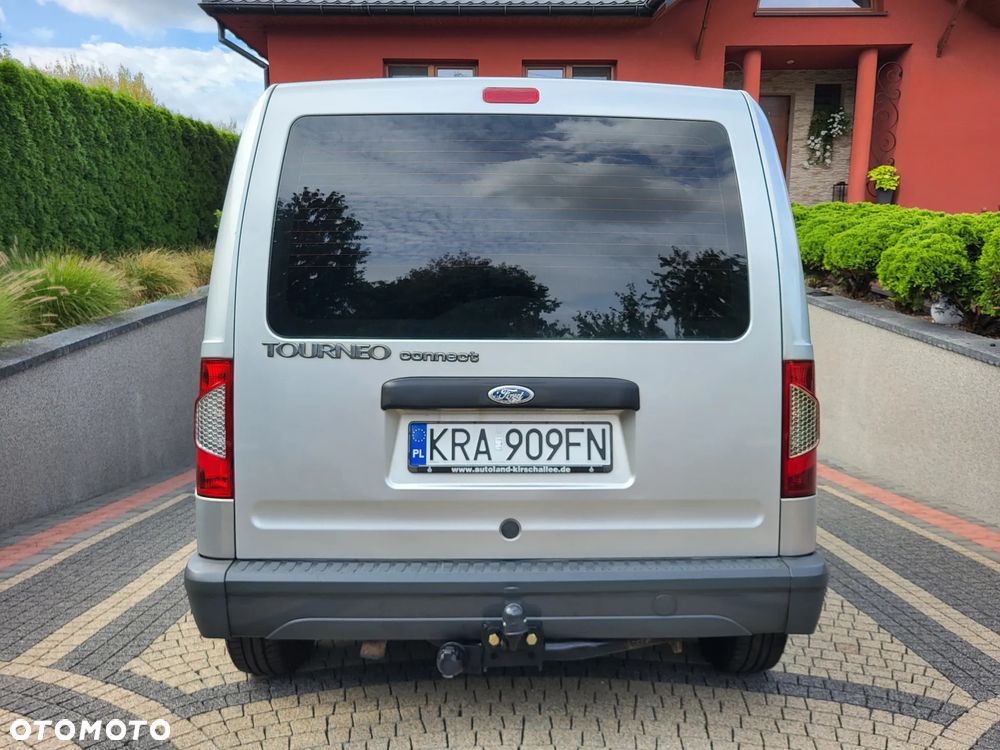 Ford Tourneo Connect - 4