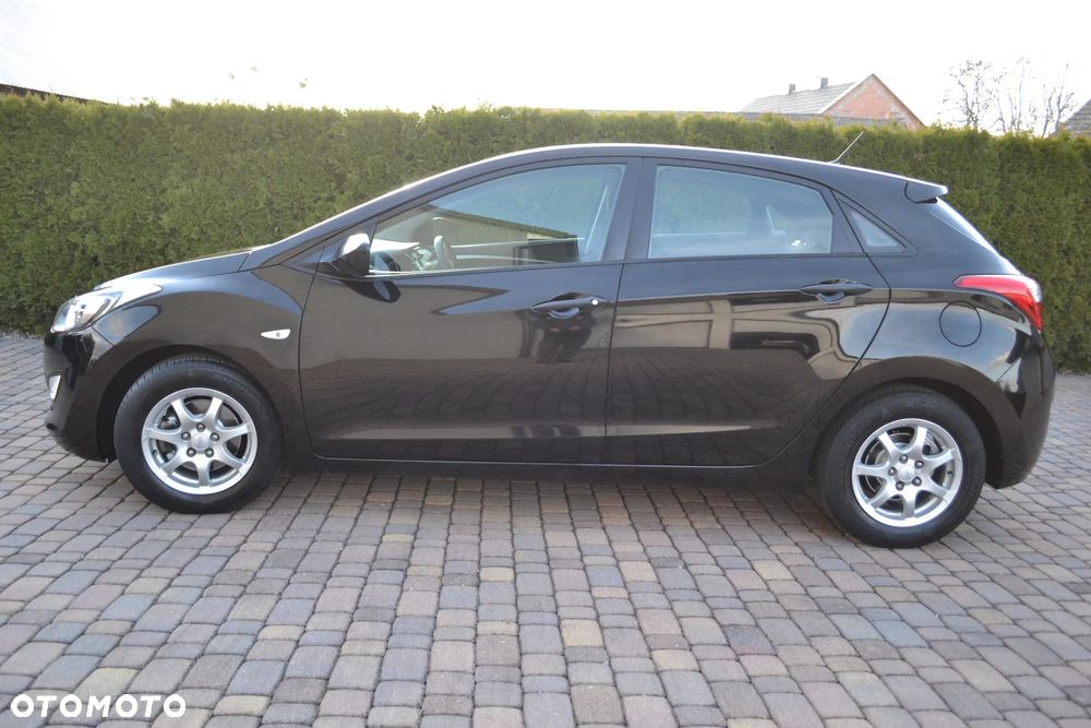 Hyundai i30 1.4 Comfort - 10