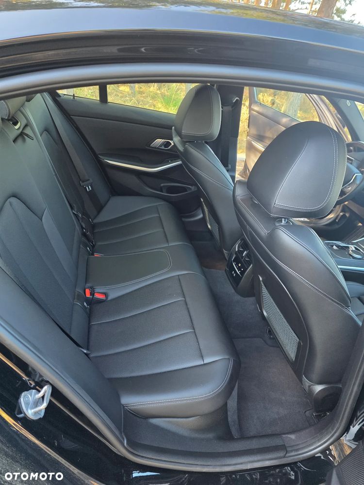 BMW Seria 3 - 28