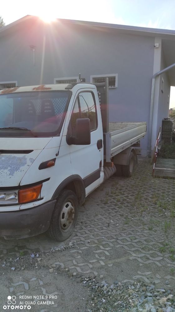 Iveco 35J12B - 1