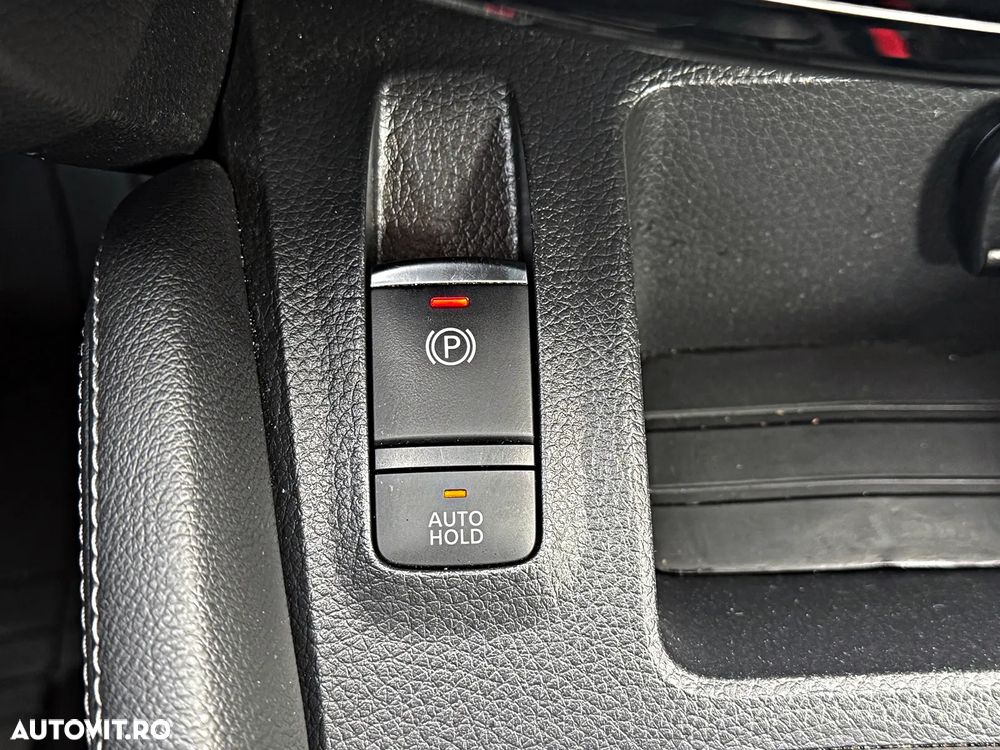 Nissan Qashqai 1.3 DIG-T SHIRO - 29