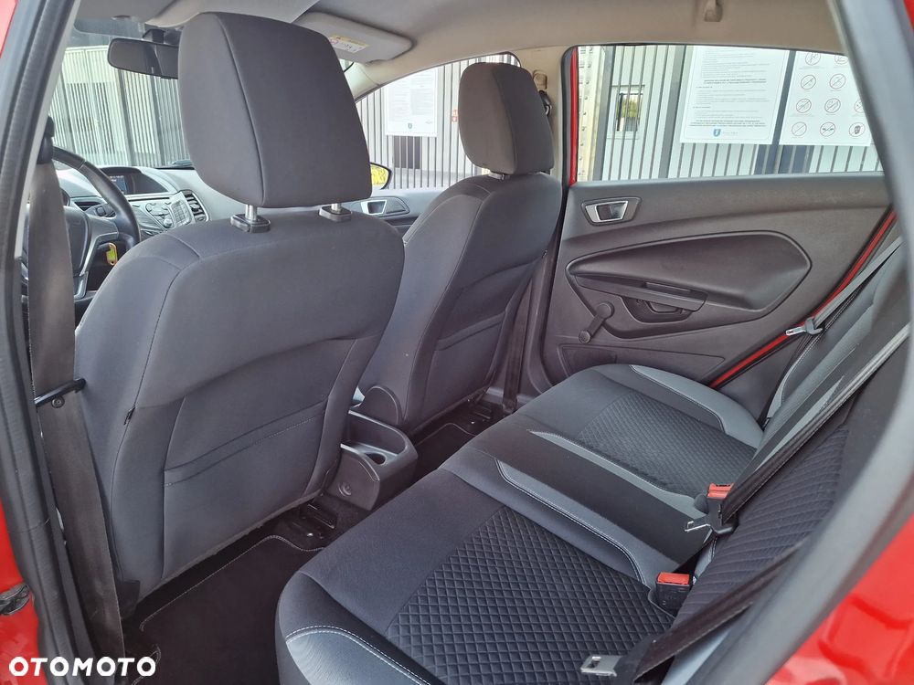 Ford Fiesta - 27