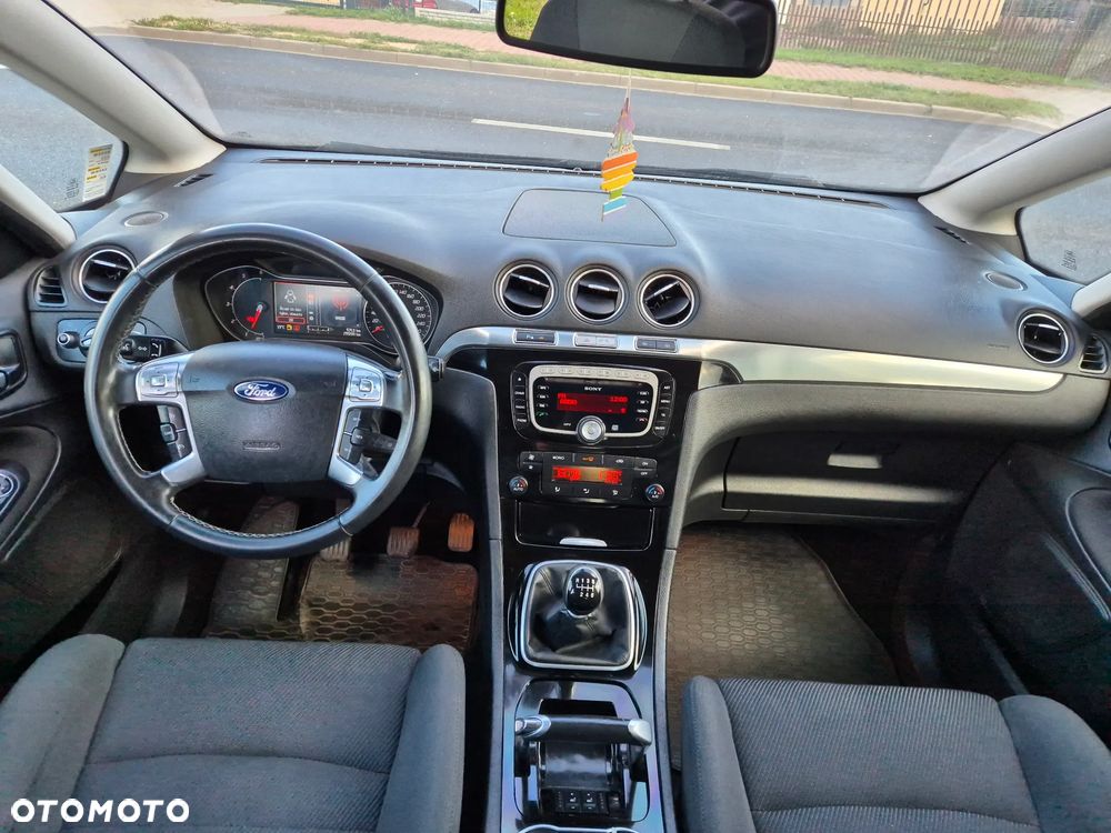 Ford S-Max 2.0 TDCi DPF Titanium - 16