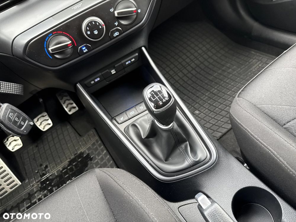 Hyundai Bayon 1.0 T-GDI Smart - 12