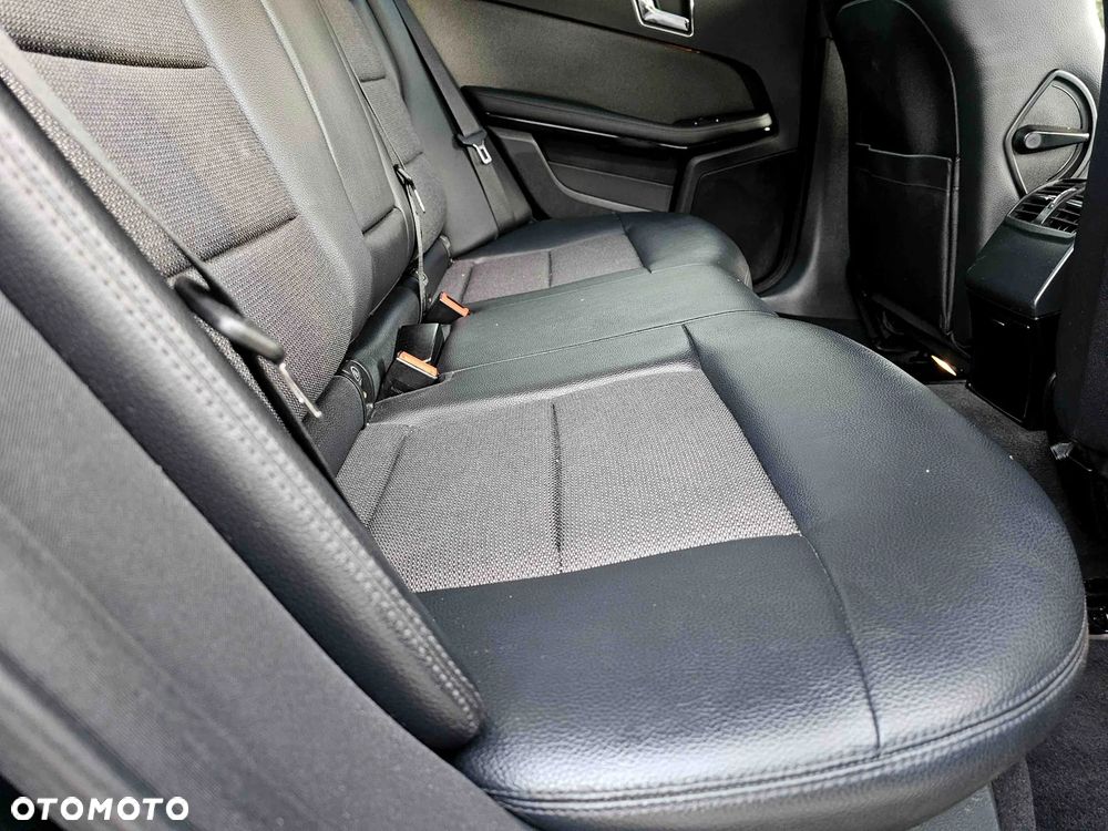Mercedes-Benz Klasa E 200 BlueEFFICIENCY 7G-TRONIC Avantgarde - 21