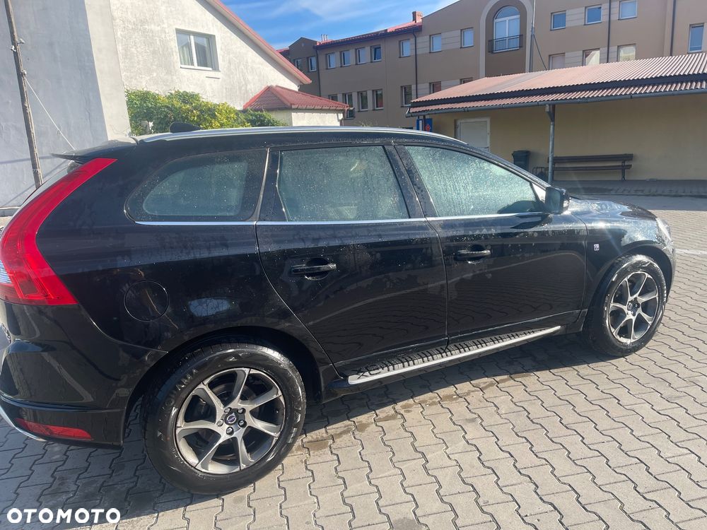 Volvo XC 60 D4 AWD Ocean Race - 5