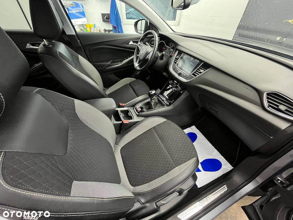 Opel Grandland X - 19