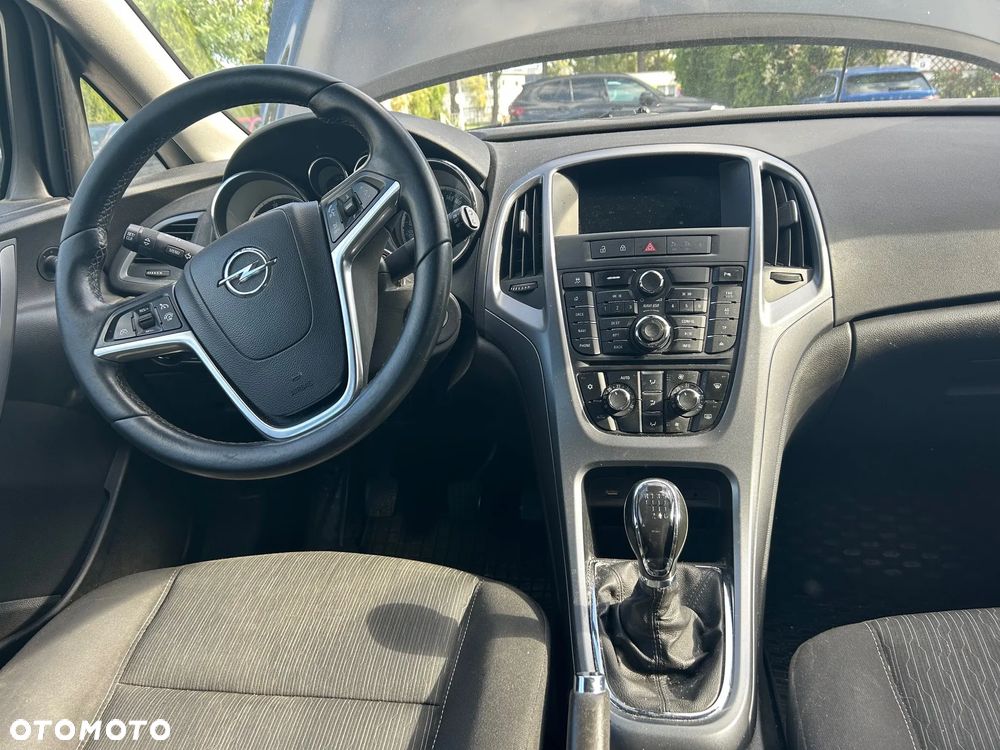 Opel Astra IV 1.6 CDTI Enjoy - 2