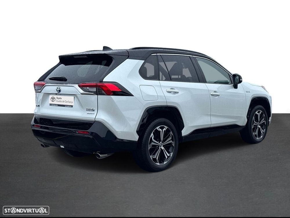 Toyota RAV4 - 10