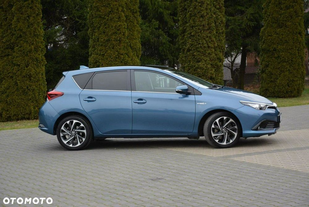 Toyota Auris Hybrid 135 Premium - 11