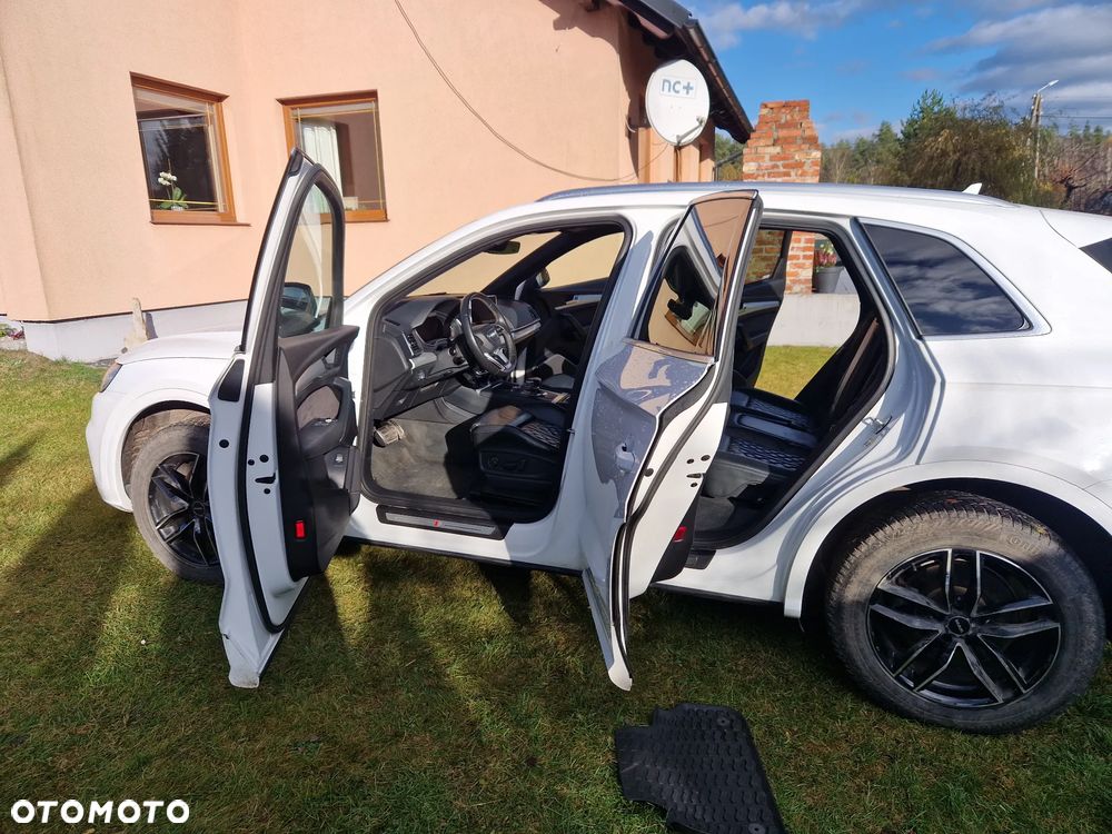 Audi Q5 2.0 TDI Quattro S tronic design - 11