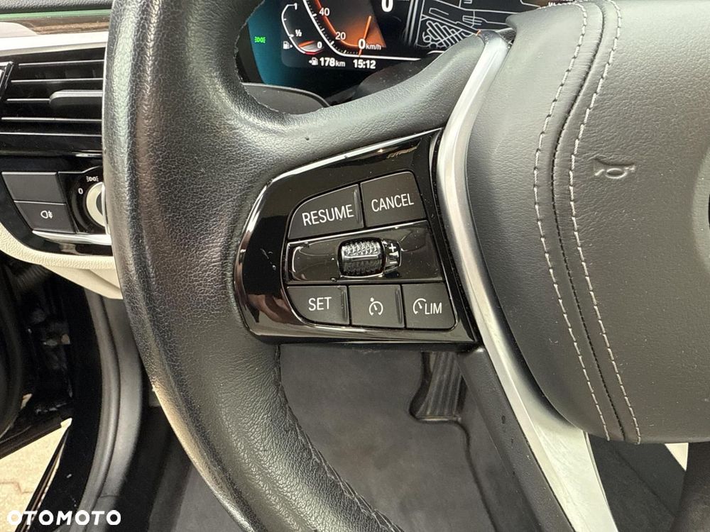 BMW Seria 5 - 22