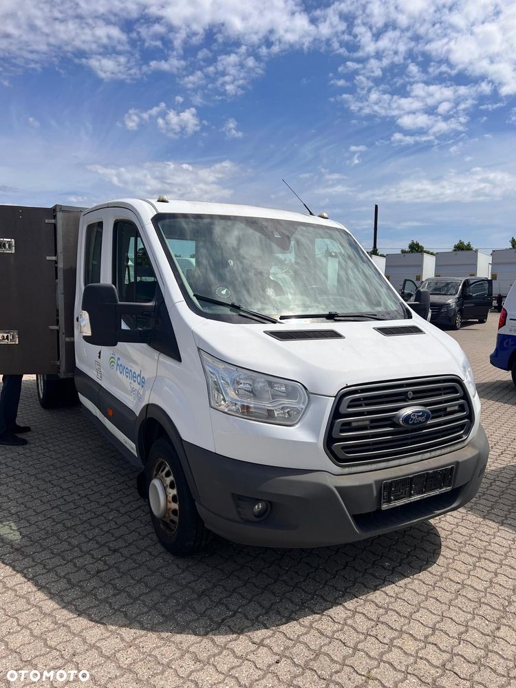 Ford Transit - 1