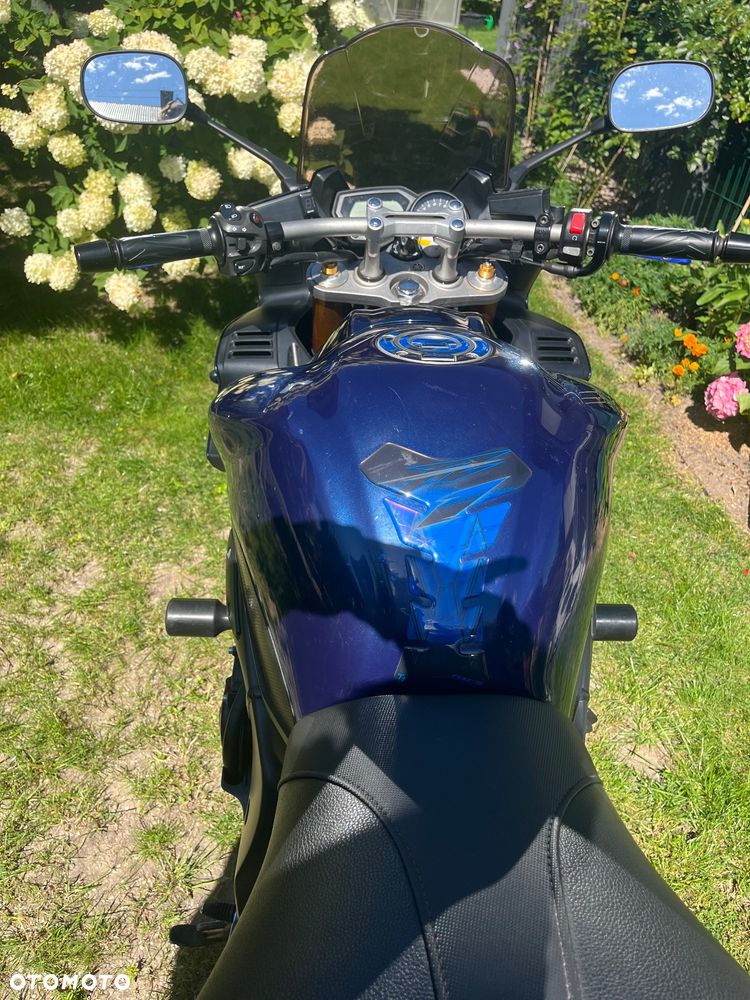 Yamaha FZ - 7