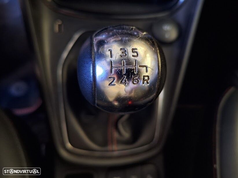 Ford Puma 1.0 EcoBoost MHEV ST-Line X - 30