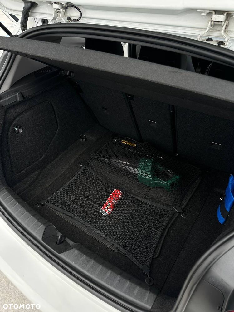 BMW Seria 1 118d Edition Metropolitan - 37