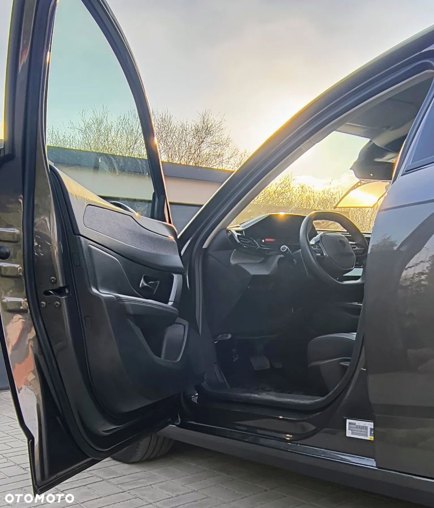 Peugeot 308 1.2 PureTech Allure S&S EAT8 - 20